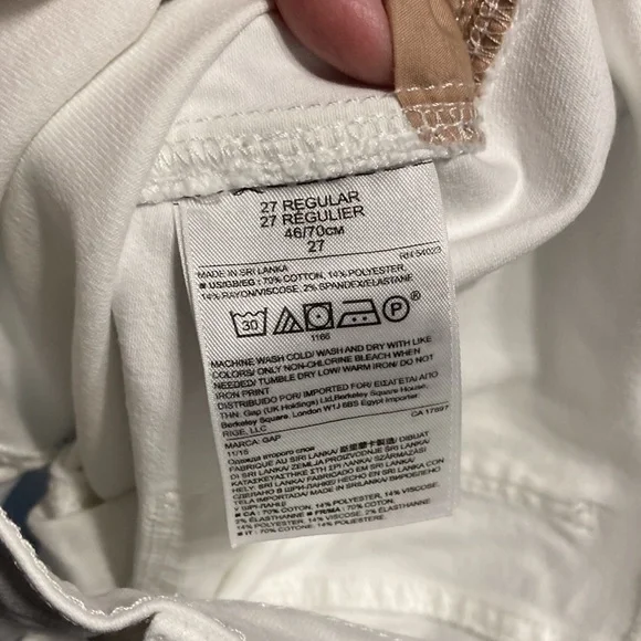 Gap white skinny ankle jeans. - Picture 3 of 5